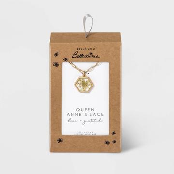Bella Uno Bellissima Silver Plated White Queen Anne's Lace Pressed Flower Hexagon Necklace - Gold