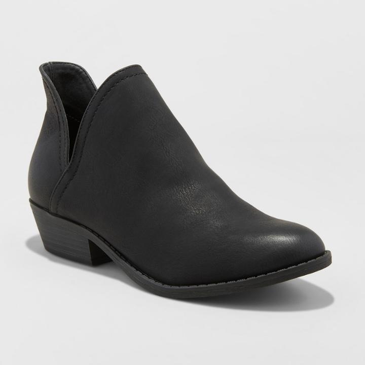 Women's Nora V-cut Ankle Wide Width Booties - Universal Thread Black 5.5w,
