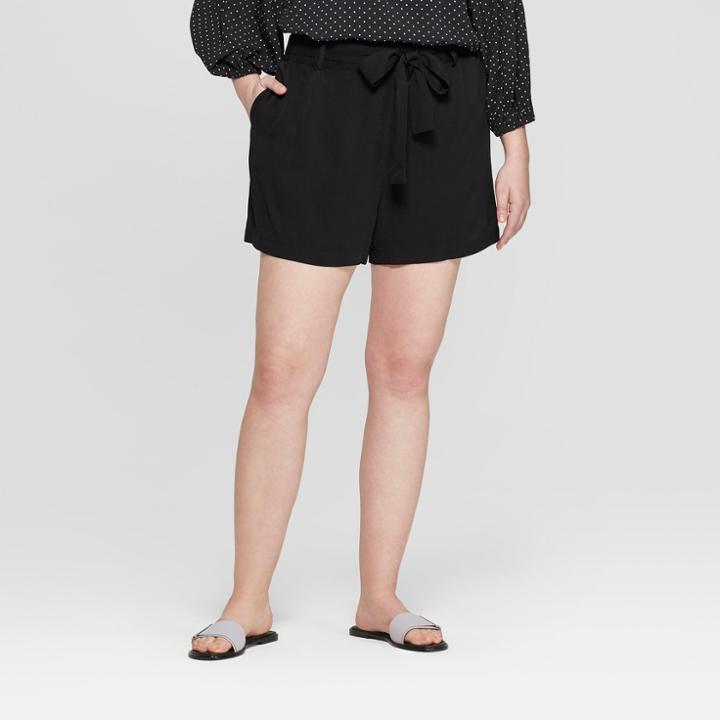 Women's Plus Size Tie Waist Shorts - Ava & Viv Black
