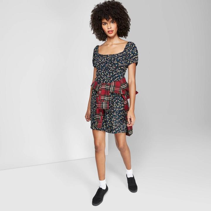 Petitewomen's Floral Print Square Neck Short Sleeve Woven Mini Dress - Wild Fable Black