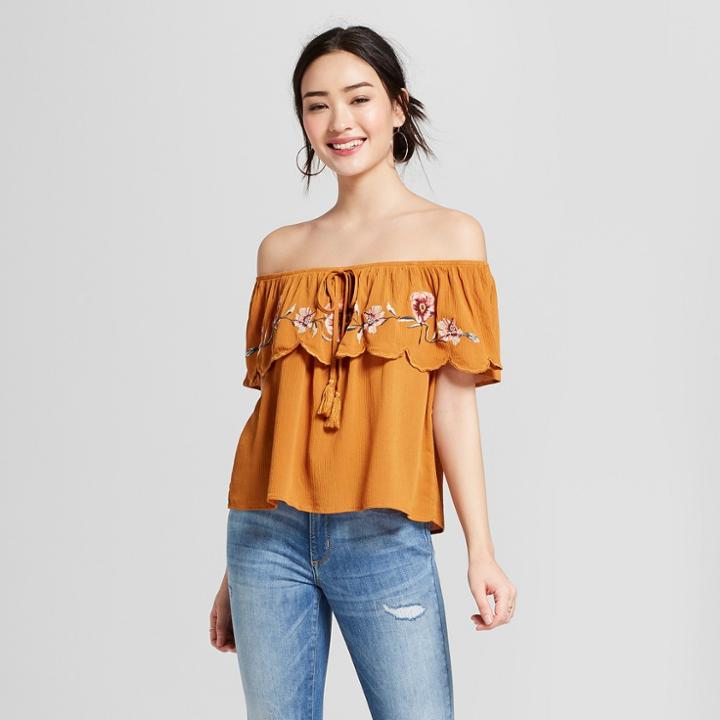 Women's Short Sleeve Flounce Embroidered Top - Xhilaration