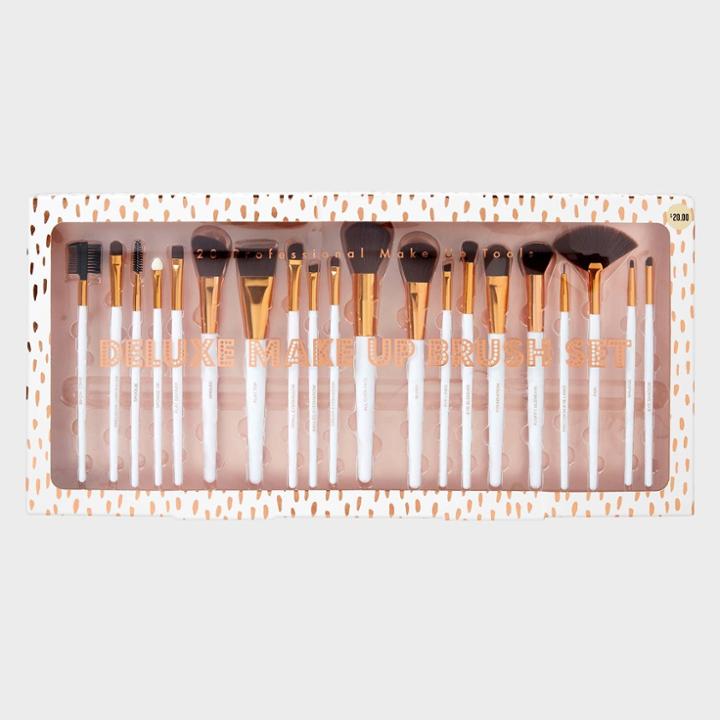 Tri-coastal Design Makeup Brush