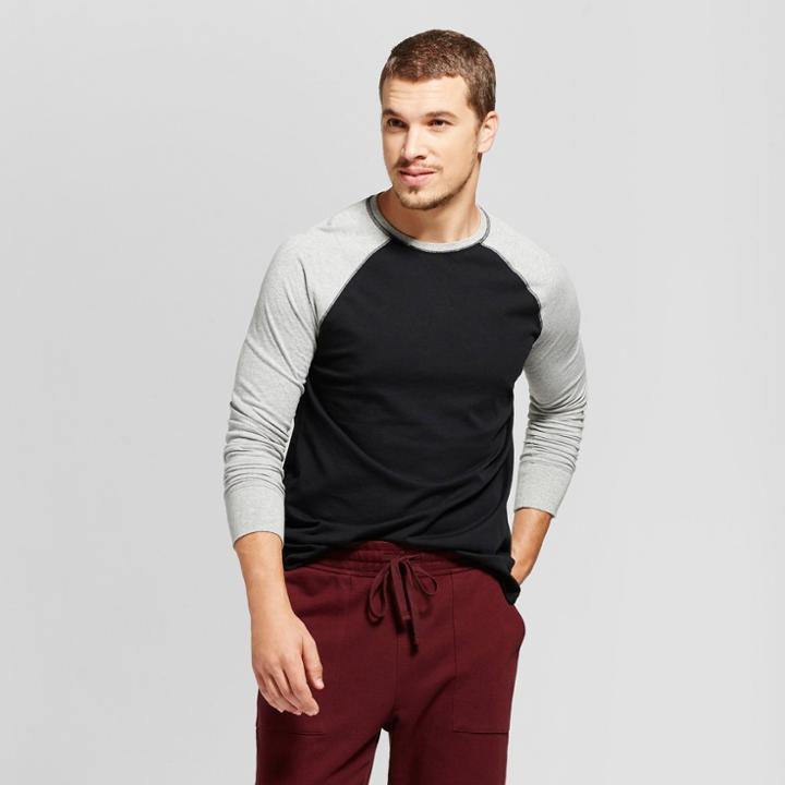 Men's Standard Fit Long Sleeve Raglan Color Block Crew T-shirt - Goodfellow & Co Gray/black