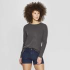 Women's Long Sleeve T-shirt With Side Slit - Universal Thread Gray