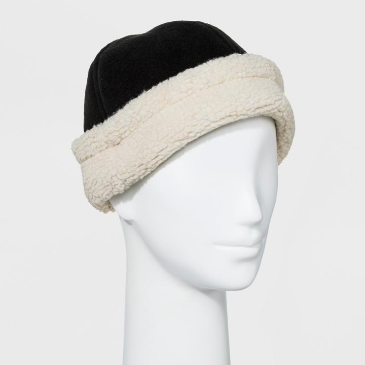 Chaos Women's Faux Shearling Hat - Black