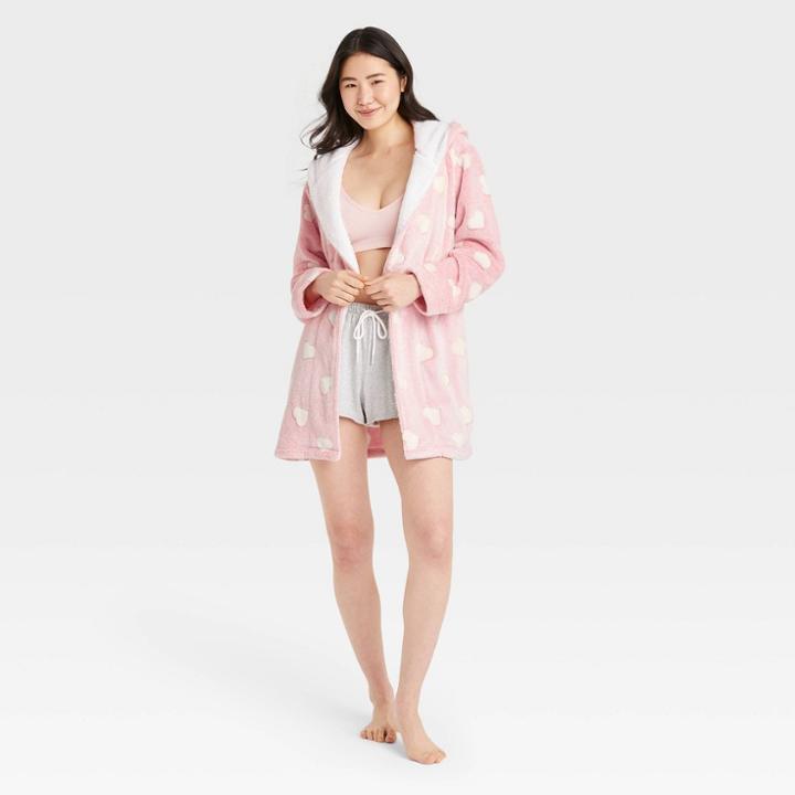 Women's Heart Print Cozy Short Robe - Colsie Pink