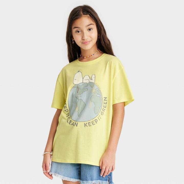 Girls' Snoopy Earth Oversized Graphic T-shirt - Art Class Yellow