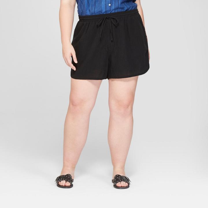 Women's Plus Size Pull-on Shorts - Universal Thread Black