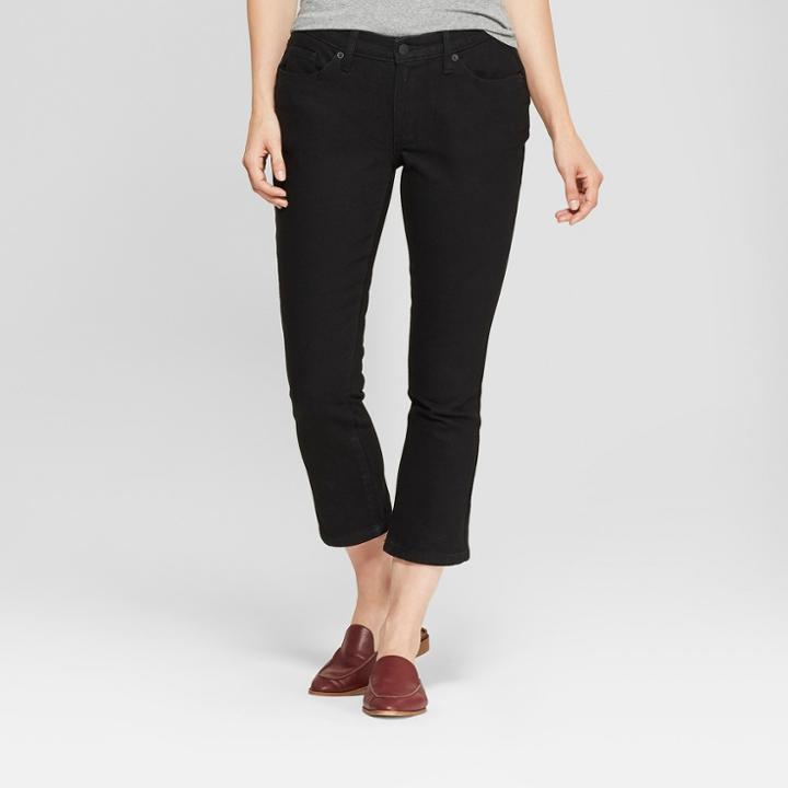 Women's Mid-rise Curvy Kick Bootcut Crop Jeans - Universal Thread Black