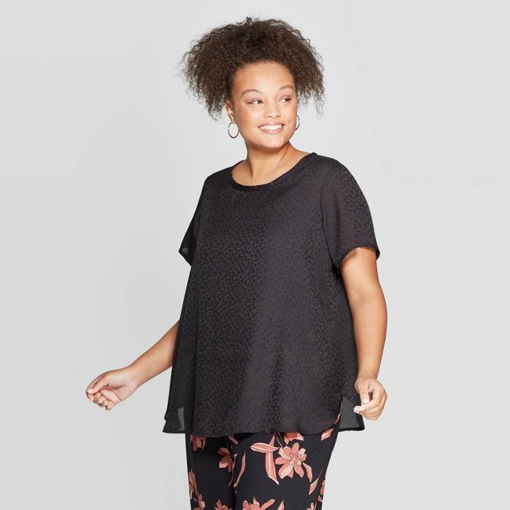 Women's Plus Size Short Sleeve Crewneck Top - Ava & Viv Black
