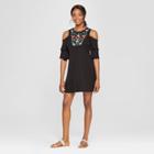 Women's Short Sleeve Cold Shoulder Embroidered Dress - 3hearts (juniors') Black