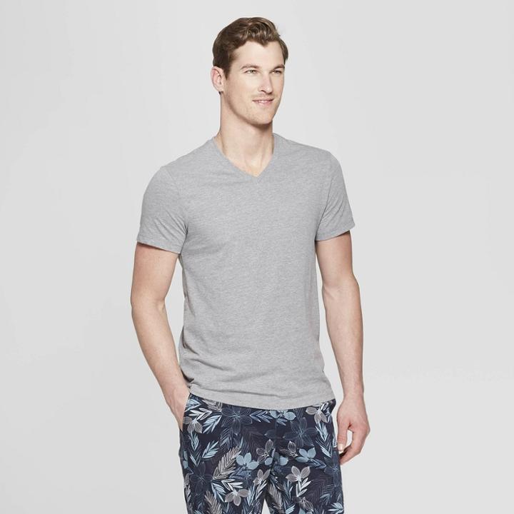 Men's Regular Fit Short Sleeve Lyndale V-neck T-shirt - Goodfellow & Co Gray