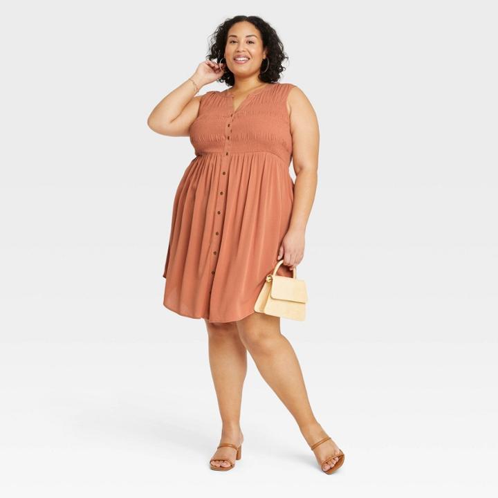 Women's Plus Size Sleeveless Smocked Button-down Dress - Knox Rose Brown