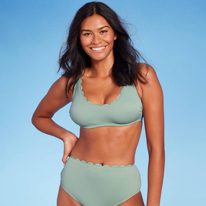 Women's Scalloped Pique Scoop Bikini Top - Kona Sol
