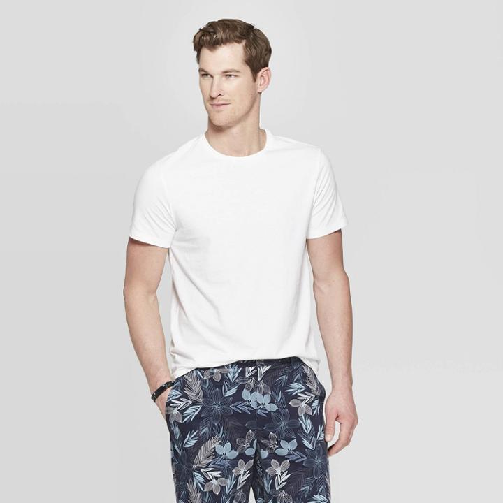 Men's Regular Fit Short Sleeve Lyndale Crew T-shirt - Goodfellow & Co White