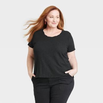 Women's Plus Size Short Sleeve T-shirt - Knox Rose Black