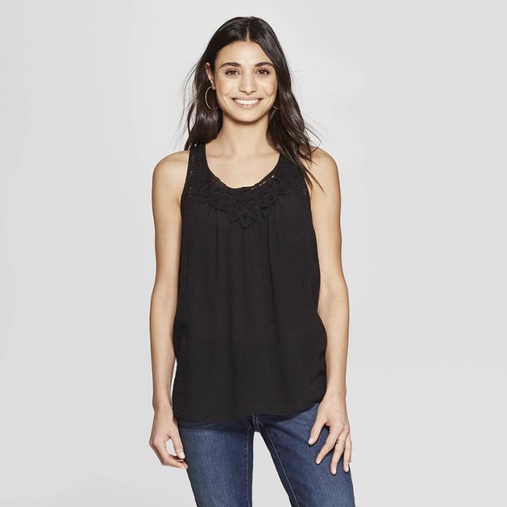 Women's Sleeveless Scoop Neck Applique Tank Top - Knox Rose Black