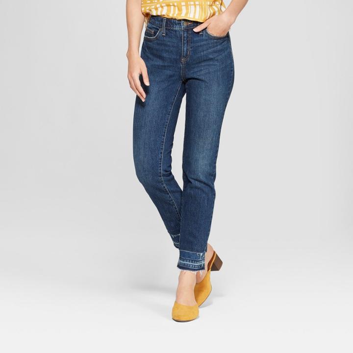 Women's Mid-rise Released Hem Curvy Boyfriend Jeans - Universal Thread Dark Wash