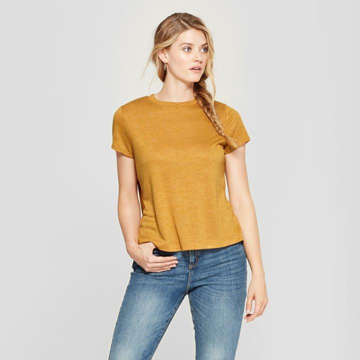 Women's Envelope Back T-shirt - Universal Thread Yellow