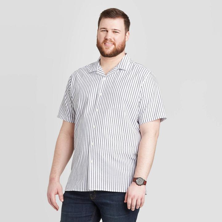 Men's Tall Standard Fit Short Sleeve Seersucker Camp Shirt - Goodfellow & Co True White Stripe