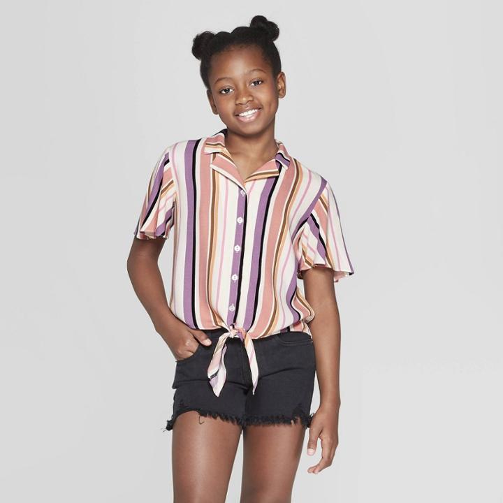 Girls' Short Sleeve Button Front Camp Shirt - Art Class L,