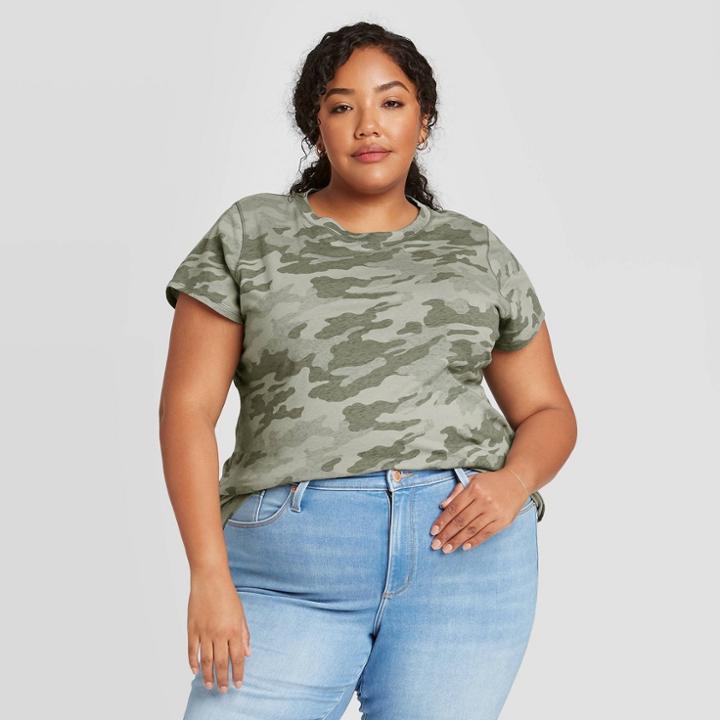 Women's Plus Size Camo Print Short Sleeve T-shirt - Universal Thread Camouflage Green