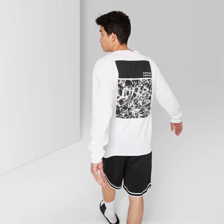 Men's Black & White Water Long Sleeve Crewneck Graphic T-shirt - Original Use White