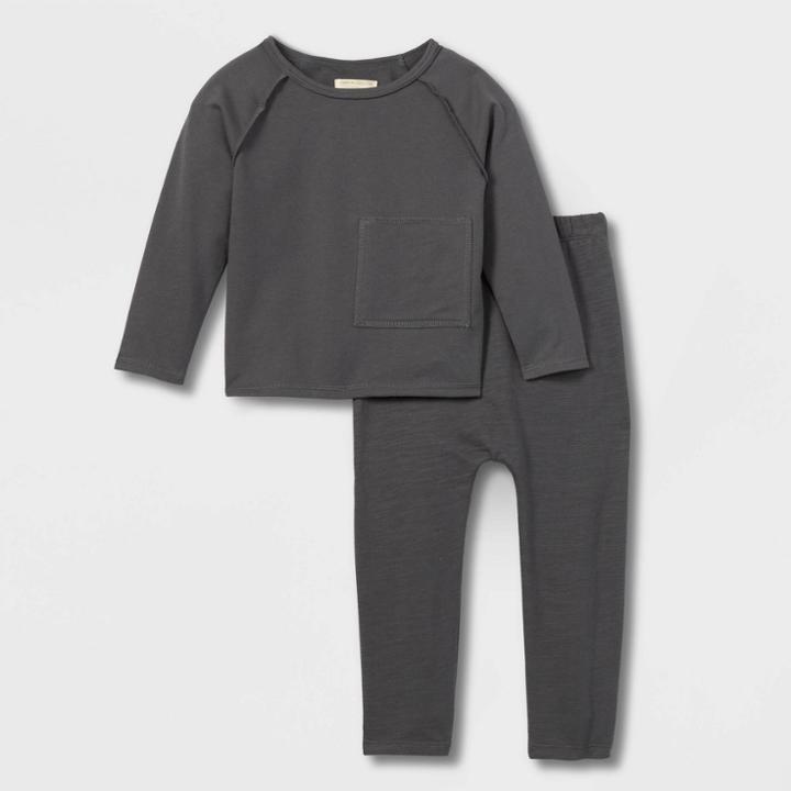 Grayson Collective Toddler Boys' Long Sleeve Pocket T-shirt & Jogger Set - Charcoal