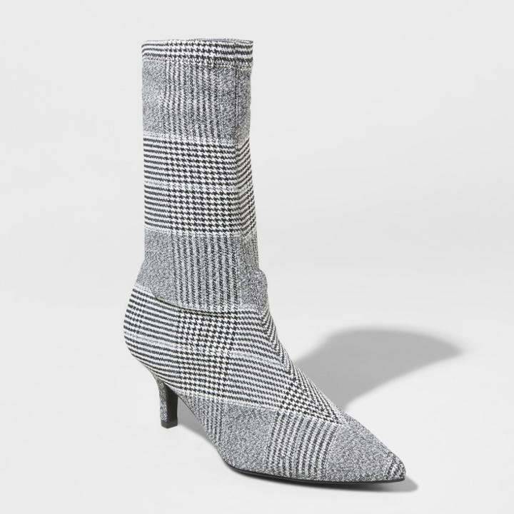 Women's Bette Plaid Kitten Heel Bootie - A New Day Gray
