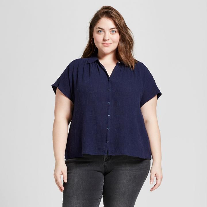 Women's Plus Size Short Sleeve Drapey Button-down - Universal Thread Blue