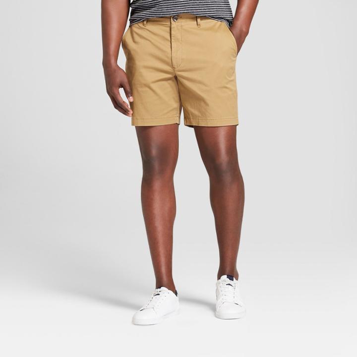 Men's 7 Linden Flat Front Shorts - Goodfellow & Co Dapper Brown