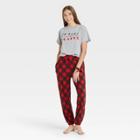 Warner Bros. Women's Friends Plaid 3pc Scrunchie And Pajama Set - Gray/red