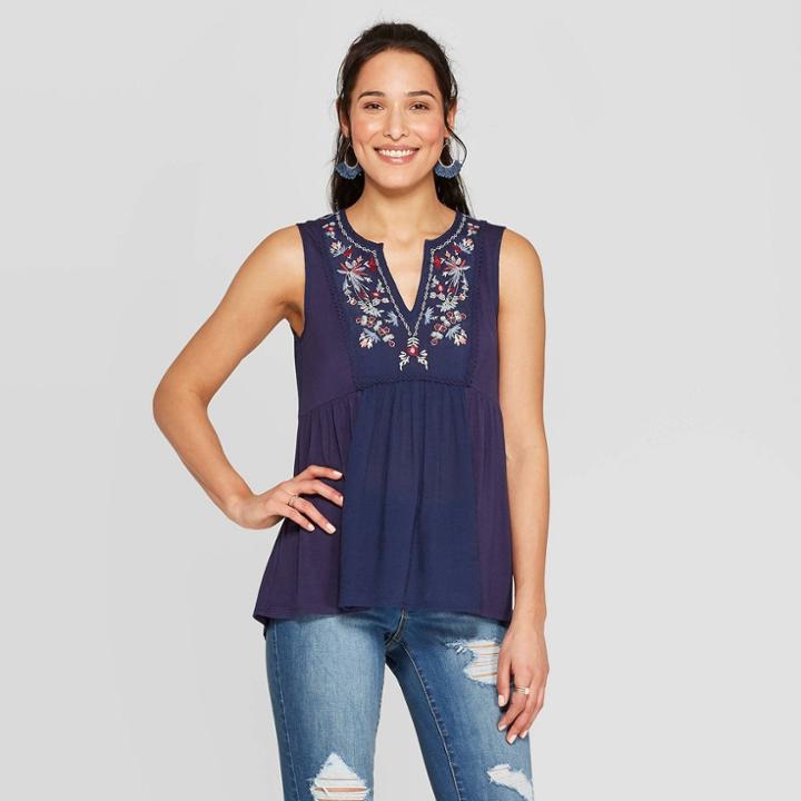 Women's Sleeveless V-neck Tank Top With Embroidery - Knox Rose Navy