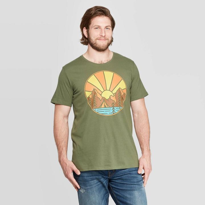 Petitemen's Big & Tall Short Sleeve Mountain Sunset Graphic T-shirt - Goodfellow & Co Orchid Leaf