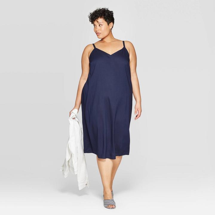 Women's Plus Size Sleeveless V-neck Shift Dress - Ava & Viv Navy