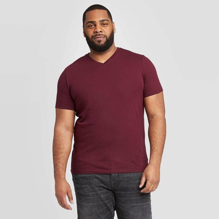 Men's Tall Standard Fit Short Sleeve Lyndale V-neck T-shirt - Goodfellow & Co Red