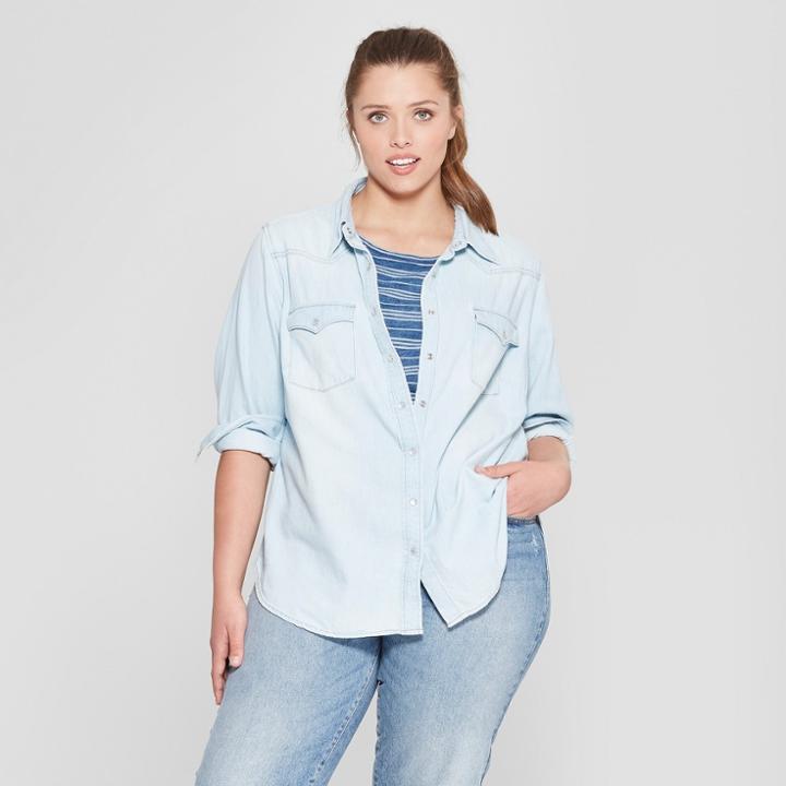 Women's Plus Size Long Sleeve Labette Denim Shirt - Universal Thread Light Wash X, Blue