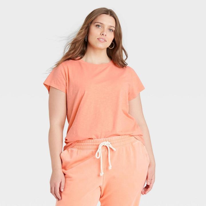Women's Plus Size Short Sleeve T-shirt - Universal Thread Peach