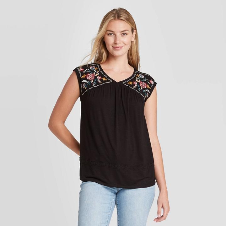 Women's Short Sleeve Embroidered Shoulder Top - Knox Rose Black