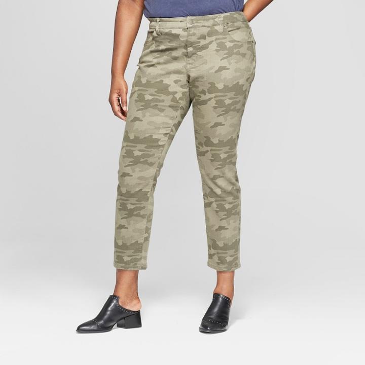 Women's Plus Size Camo Print Skinny Jeans - Universal Thread Olive