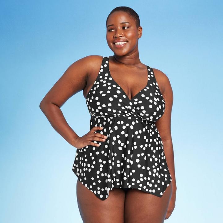 Kona Sol Women's Plus Size V-neck Sharkbite Dot Tankini Top - Kona