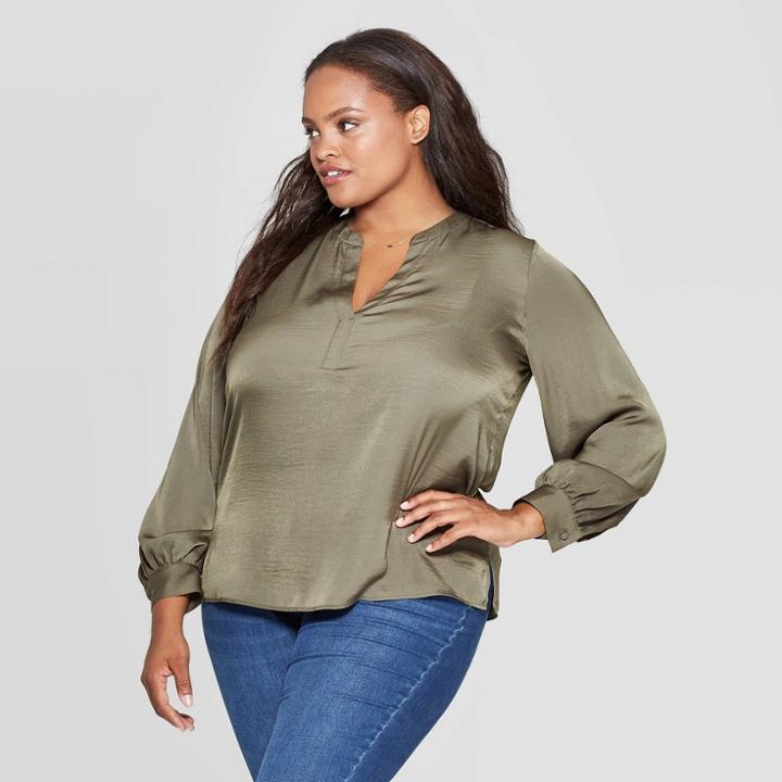 Women's Plus Size Long Sleeve V-neck Popover Top - Ava & Viv Olive (green)