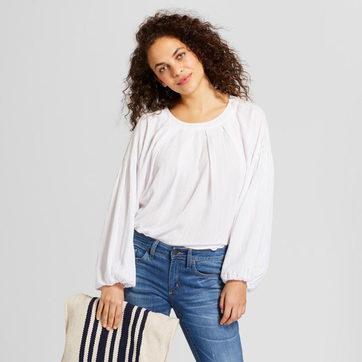 Women's Long Sleeve Pleated Top - Universal Thread White