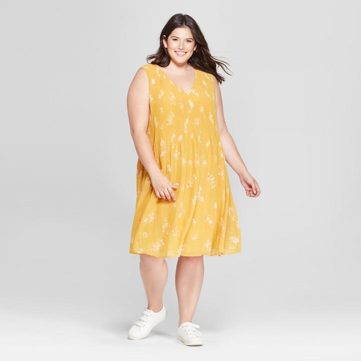 Women's Plus Size Floral Print Pleated Sundress - Ava & Viv Yellow