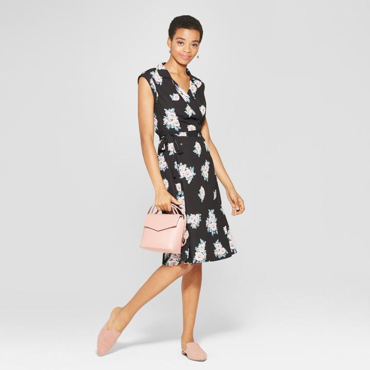 Women's Floral Print Sleeveless Collared Wrap Dress - Xhilaration Black/lavender