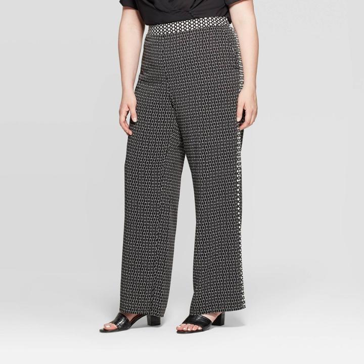 Women's Plus Size Mid-rise Relaxed Trousers - Who What Wear Black