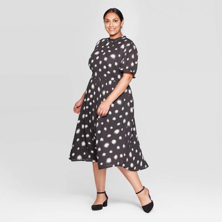Women's Plus Size Floral Print Short Sleeve Crewneck Midi Dress - Who What Wear Black 1x, Women's,