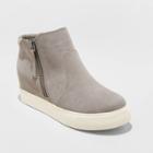 Women's Cindy Faux Leather Platform Wedge Sneakers - Universal Thread Gray