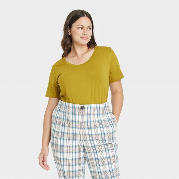 Women's Plus Size Short Sleeve Relaxed Scoop Neck T-shirt - Ava & Viv