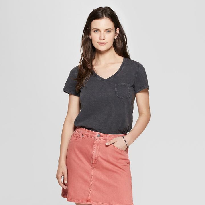 Women's Short Sleeve V-neck T-shirt - Universal Thread Gray